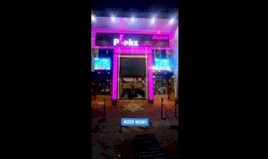 Showroom Elevation Facade New Design 81225 40589 India